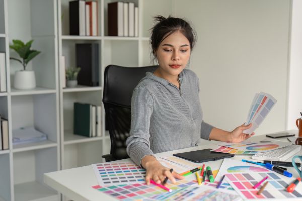 color theory for graphic designers